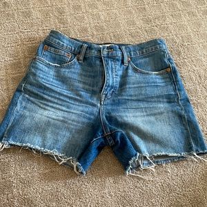High rise shorts Madewell size 26